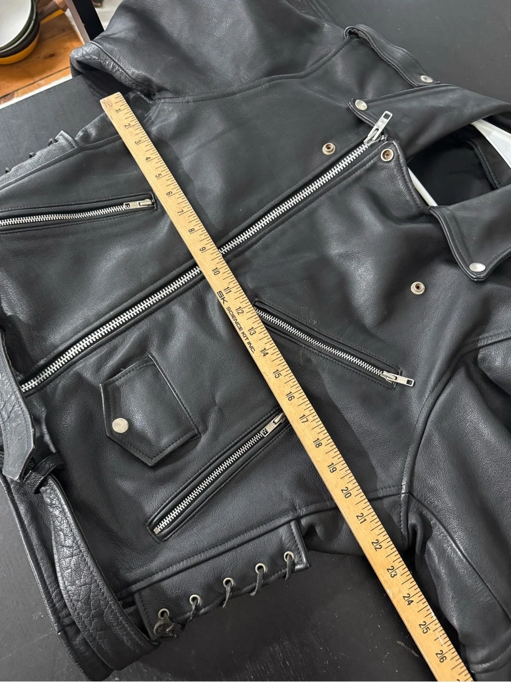 Leather Biker Motorcycle Jacket. Measurements in pics. Excellent